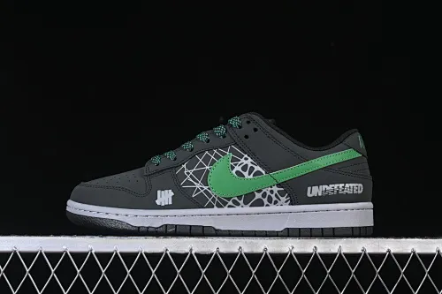 All categories Nk SB Dunk Series Nk SB Dunk Low High-end customized low-top sneakers Nike SB Dunk Low UN joint creative black and green hook High-end customized low-top casual sneakers QW5836-019